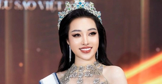 Sở Văn hóa nói gì vụ á hậu say xỉn ném đá vào nhà dân, vương miện kim cương giả?