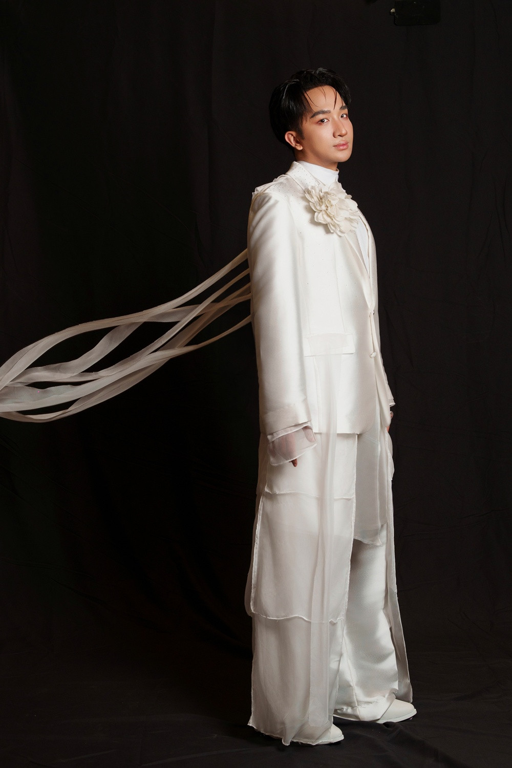 hoang rob (1).jpg