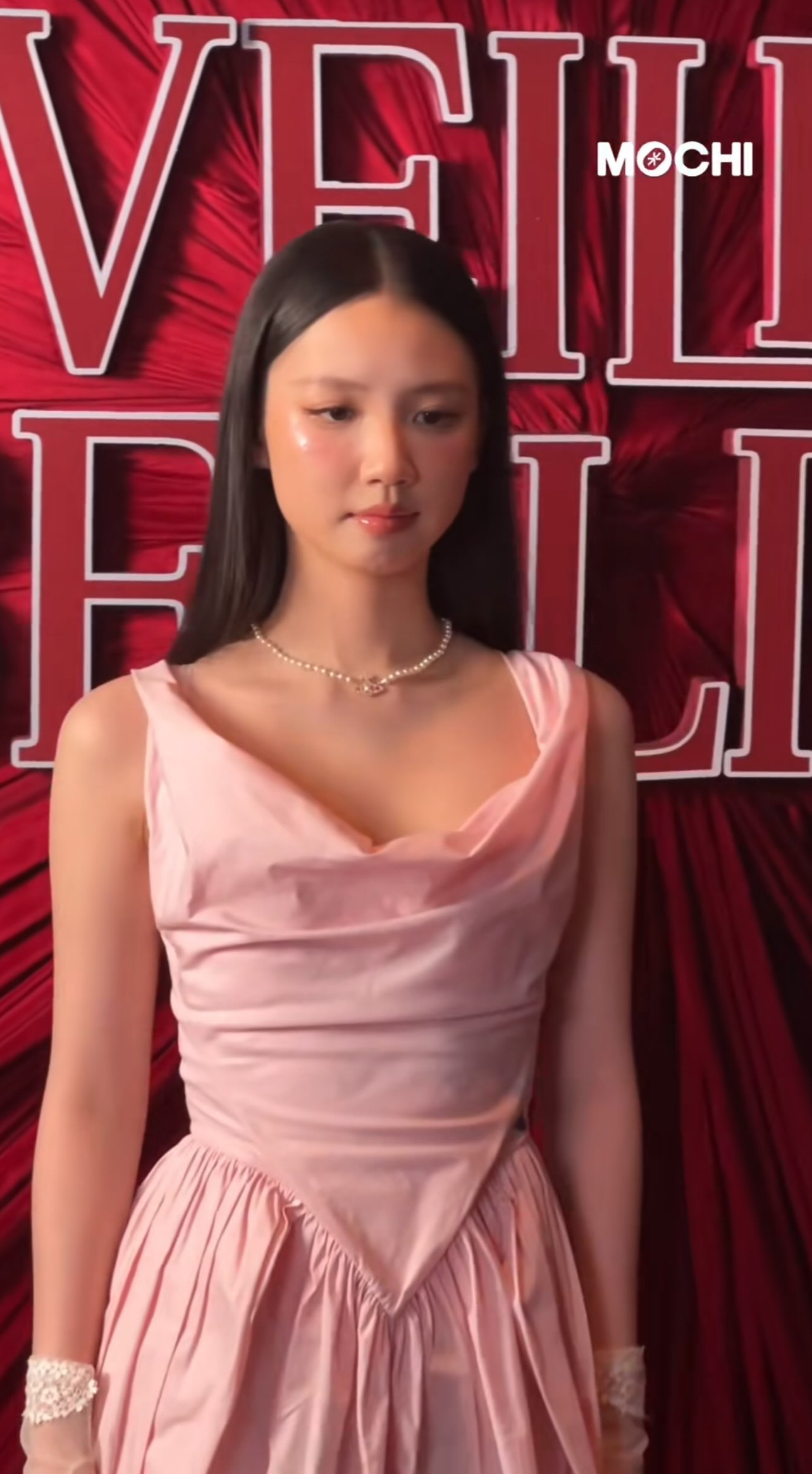 Sân khấu cuối cùng của AMEE插图 edit 695823234178876087085031541950261452484032650n 1778349265538469183855 010609 112406 195744 1783219353719 17832193541382102566882