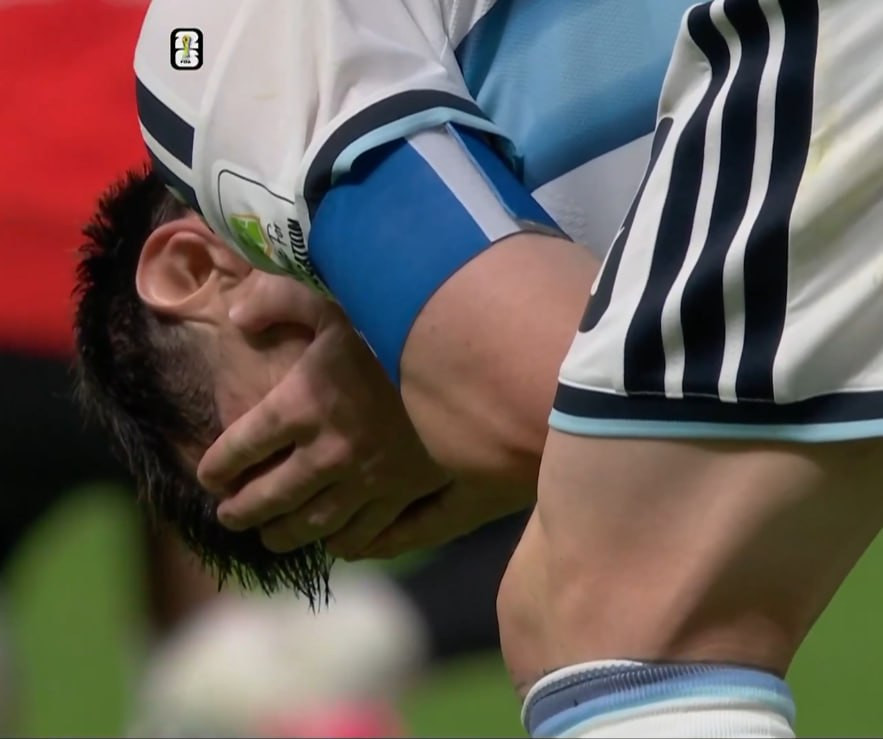 Messi bật khóc nức nở sau trận đấu từ 'tội đồ' hỏng penalty đến màn 'chuộc tội' vĩ đại插图 img1451