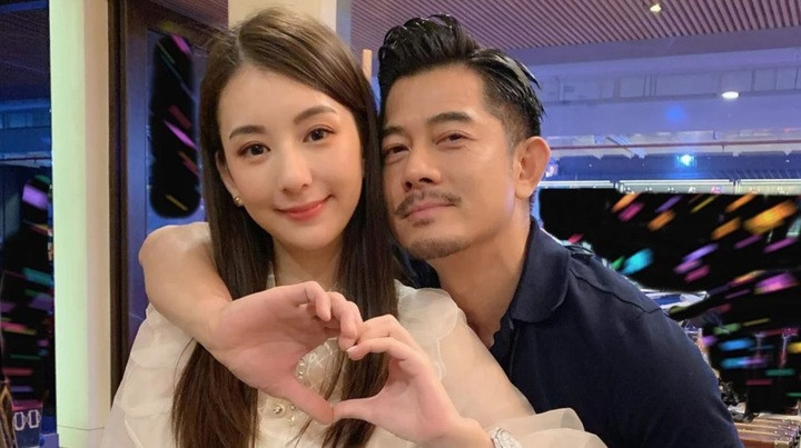 Quách Phú Thành bên bà xã kém 22 tuổi.