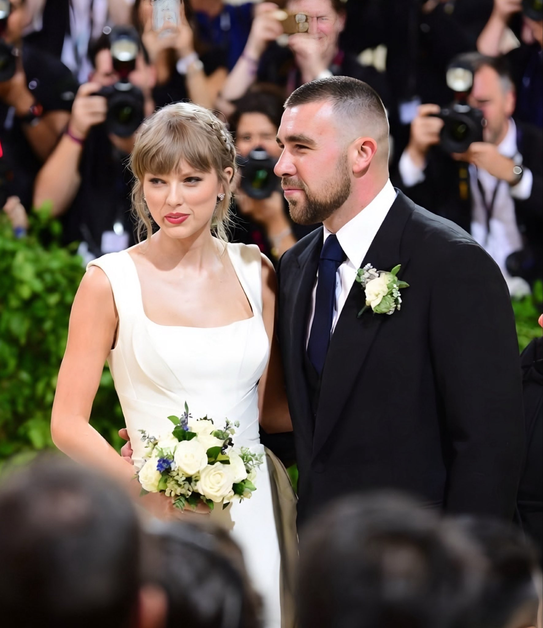 Taylor Swift kỹ đến mức này để bảo vệ khối tài sản 2 tỷ USD!插图2 c16