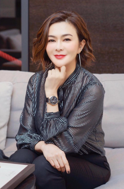 'Đệ nhất mỹ nhân Hồng Kông' Quan Chi Lâm phản hồi tin yêu trai trẻ kém 36 tuổi - Ảnh 2