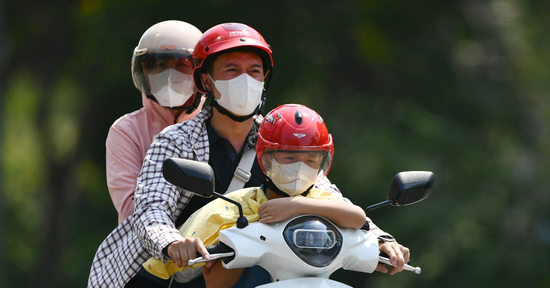 Dự báo thời tiết 10/8: Nắng nóng mạnh bao trùm miền Bắc, Hà Nội có nơi 38 độ