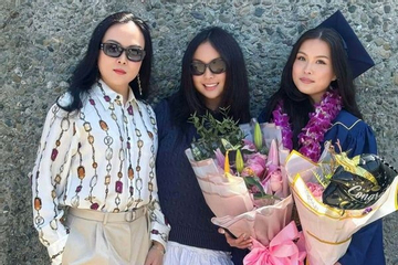 Con gái Phượng Chanel mới ngày nào đi du học, giờ tốt nghiệp đại học 'top', đã giỏi còn xinh