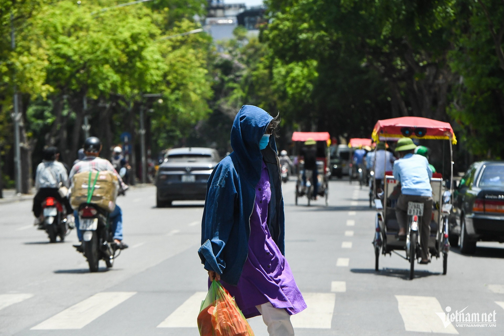 W-nang nong   hanoi   thoi tiet 4.jpg