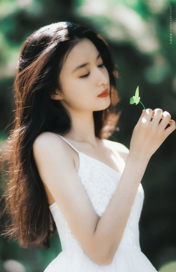 Đúng 6h sáng ngày mai, thứ Sáu 14/8/2026, 3 con giáp tài vận hanh thông, vét cạn lộc lá trong thiên hạ插图2
