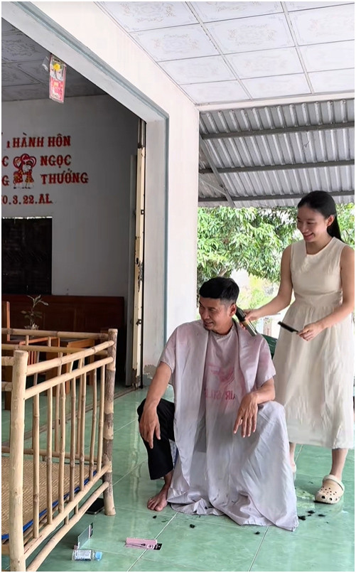 Nam diễn viên là