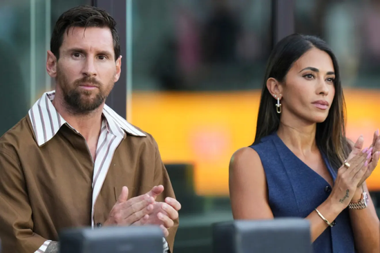 Cử chỉ tinh tế của Antonela dành cho Messi sau bức thư gửi cha
