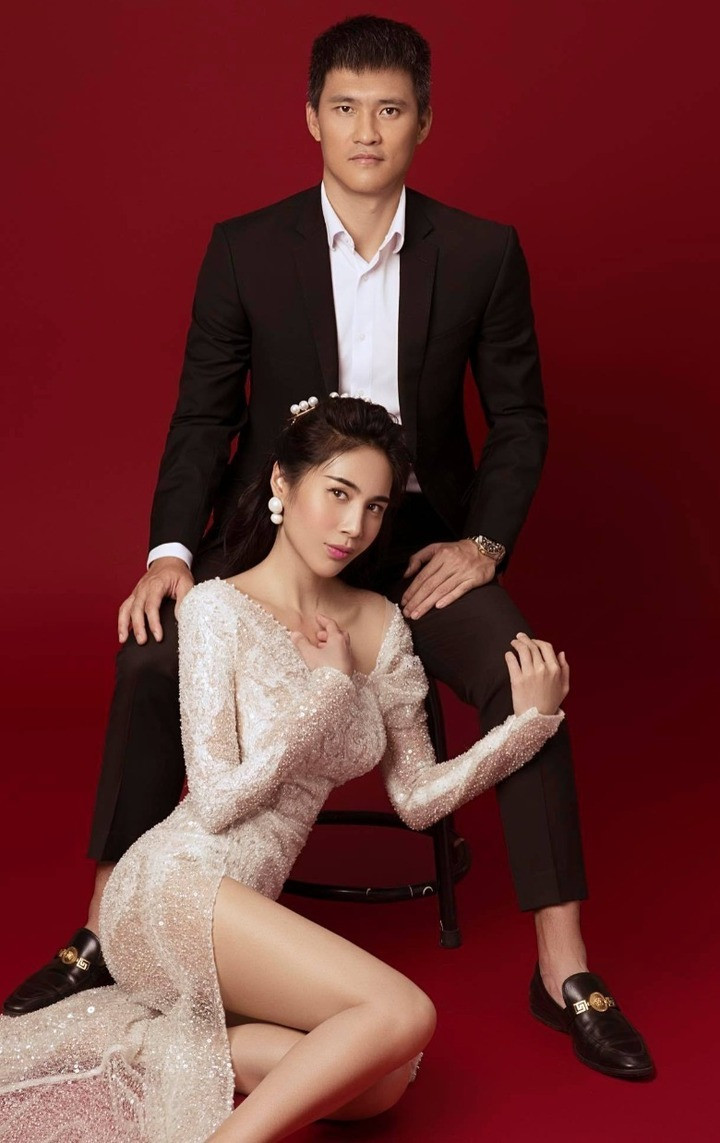 Vợ chồng Thuỷ Tiên - Công Vinh từng vướng tin đồn trục trặc hôn nhân.