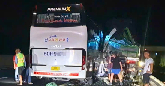 Lời khai của tài xế xe khách tông ô tô tải khiến nữ du khách Nga tử vong