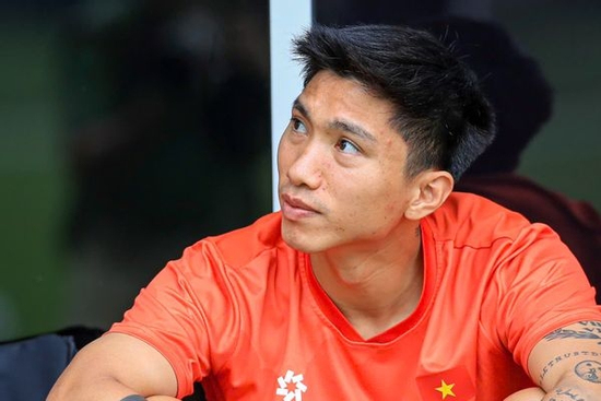 Văn Hậu xúc động sau 2 năm chật vật với chấn thương: “Được ra sân thi đấu đã là một điều tuyệt vời”