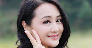 Cuộc sống ở tuổi 52 gây bất ngờ của nữ diễn viên từng phải cắt dạ dày vì ung thư