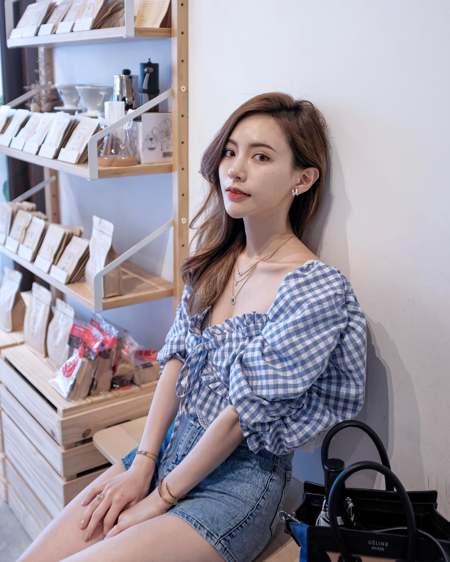 Hoa khôi tiếp viên hàng không lấy chồng nghệ sĩ lớn hơn 10 tuổi gặp trên chuyến bay: Cuộc sống bây giờ thế nào?插图1 snap instato622296601180870999020309662473840586185546020n