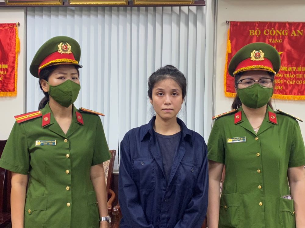 Nhìn lại toàn cảnh chuyên án ma túy VN10 liên quan 4 tiếp viên hàng không trước ngày xét xử 227 bị cáo插图8 Bắt giam ca sĩ Chi Dân, người mẫu An Tây,