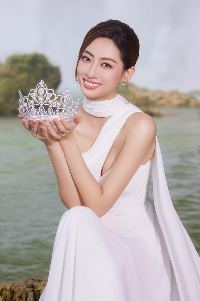 luong thuy linh 04 1732.jpg