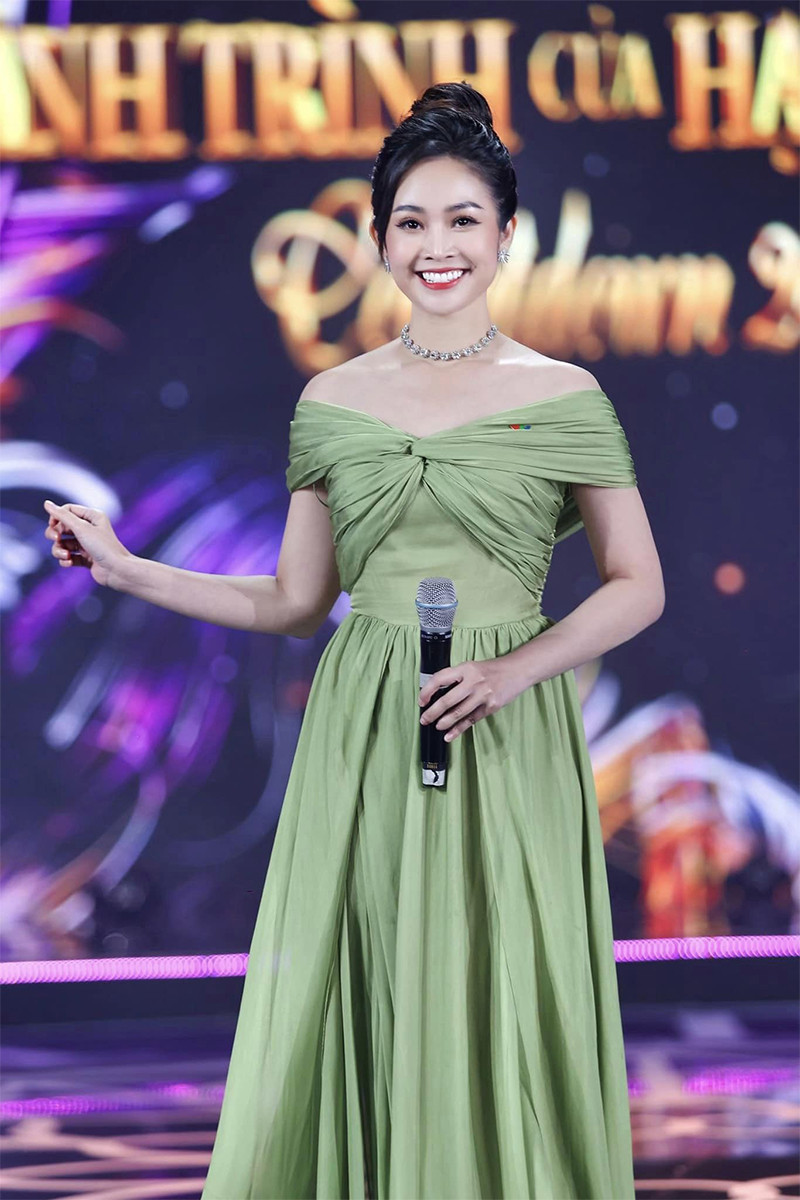 mc thuy linh 03 1734.jpg