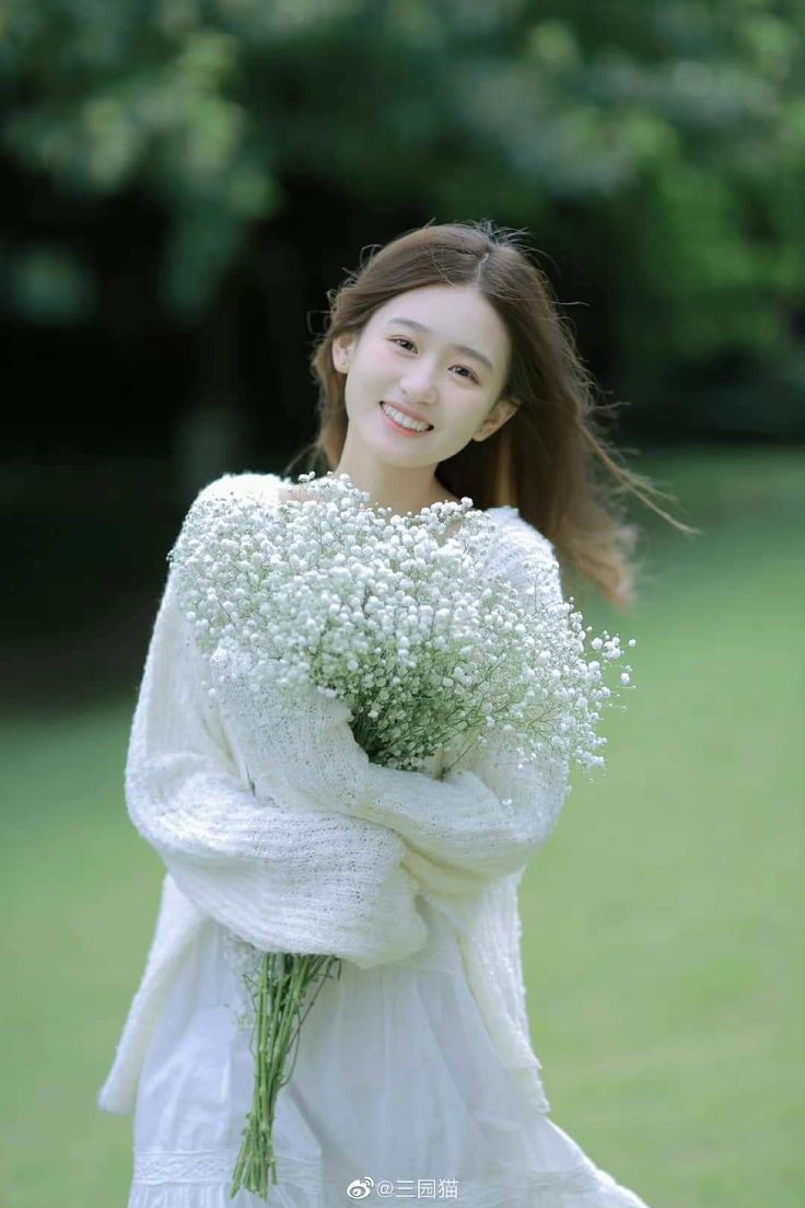 Đúng 16h30 ngày mai, thứ Tư 19/8/2026, 3 con giáp của cải chất núi, tiền vào túi ầm ầm, vận trình sáng như trăng Rằm - Ảnh 2
