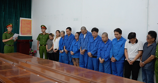 'Mật ngữ' và vỏ bọc nhân đạo của những đường dây mua bán thận tiền tỷ