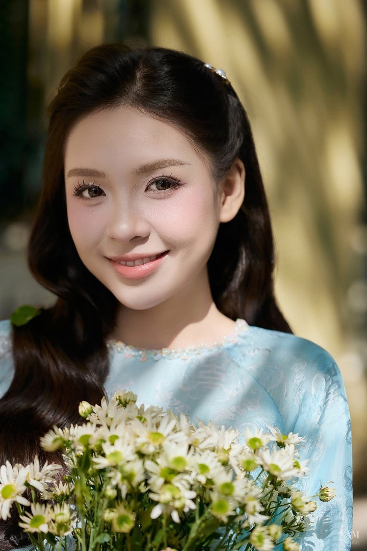 Đây là lần đầu Lưu Ly đóng vai chính trong một bộ phim truyền hình. Khi nhận được cuộc gọi mời casting, cô từng nghĩ đó là cuộc gọi lừa đảo bởi không tin mình có cơ hội xuất hiện trong một dự án truyền hình giờ vàng của VTV.