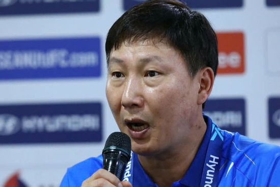 Tuyển Việt Nam bị hoài nghi vì ghi ít bàn ở Mỹ Đình, HLV Kim Sang-sik đáp trả đanh thép