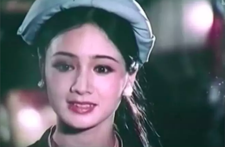 NSND Thu Hà trong phim “Đêm hội Long Trì”.