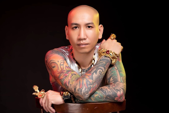 Quá khứ của 'giang hồ mạng' Phú Lê