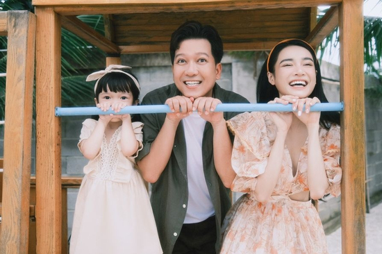 Trường Giang - Nhã Phương bận rộn vẫn cho con học môn này: Học phí cực hợp lý mà lợi ích vô vàn