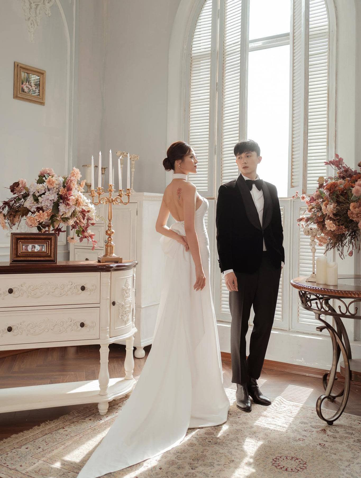 Ảnh cưới đẹp chấn động của Thu Quỳnh, chú rể gây sốt vì quá đẹp trai