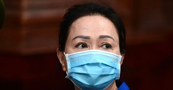 Đang đấu giá bộ trang sức kim cương 25 tỷ đồng của bà Trương Mỹ Lan