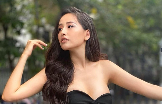 Mai Phương Thúy gây chú ý với loạt ảnh 'nóng bỏng mắt'