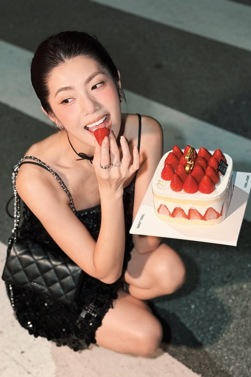 https://static-images.vnncdn.net/vps_images_publish/000001/000003/2026/8/20/phuong-linh-10-1943.jpg