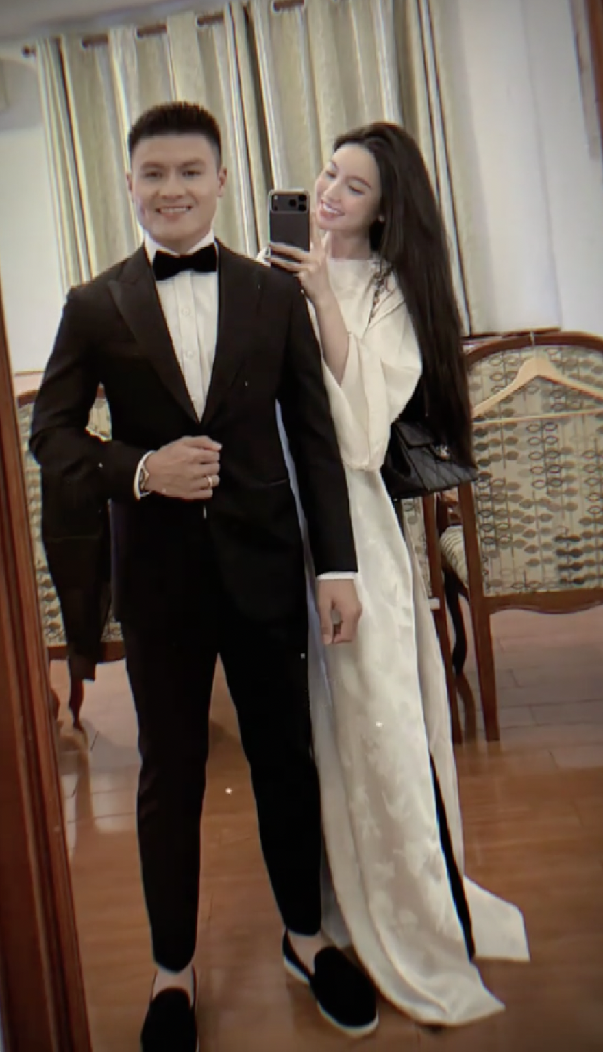 Chu Thanh Huyền đeo trang sức hơn 1 tỷ sang Thái Lan cổ vũ tuyển Việt Nam, đêm về livestream bán hàng tới 2h sáng插图4 screen shot 2026 08 23 at 192157