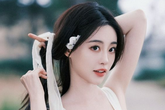 Sau ngày mai, thứ Tư 26/8/2026, 3 con giáp 'kết duyên' cùng Thần Tài, tin vui cả tình lẫn tiền