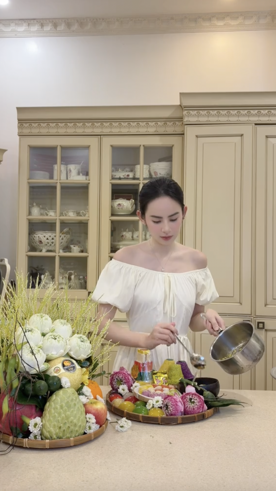 Căn bếp của Hương Liên, mỹ nhân SN 2002 làm dâu cựu Chủ tịch nổi tiếng插图1 screen shot 2026 08 25 at 183418