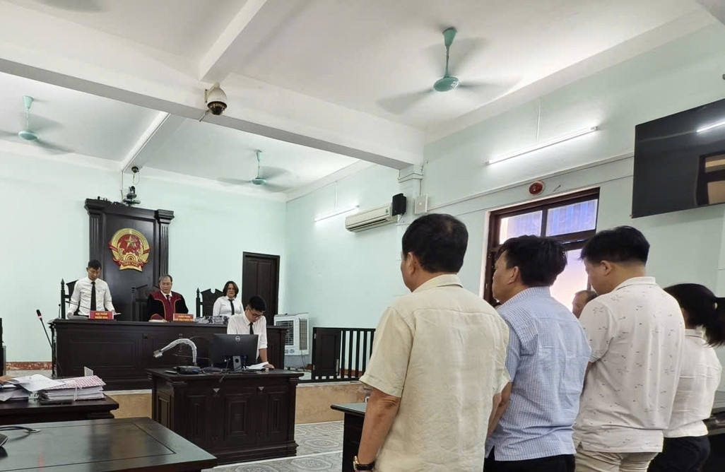 Cựu nữ Thẩm phán và cựu Phó Viện trưởng Viện KSND TP Huế nhận hối lộ thế nào?插图4 Cựu nữ Thẩm phán và cựu Phó Viện trưởng Viện KSND TP Huế nhận hối lộ thế nào?插图4
