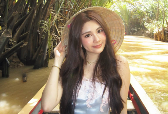 Con gái MC Quyền Linh khiến netizen ngỡ ngàng ở tuổi 18: Dám làm điều nhiều người lớn còn rén