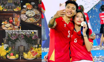 Thức tới 3 rưỡi sáng ăn mừng vô địch, sáng sớm Doãn Hải My vẫn tự tay chuẩn bị mâm cúng Rằm tháng 7