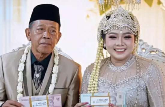 Cụ ông 74 tuổi cưới vợ 24 tuổi, màn 'quay xe' gây bất ngờ