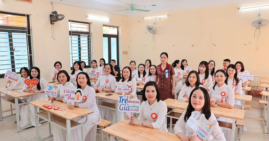 Khoảng cách nào cho Hội khóa 20 năm: Viết cho 12A4 Tứ Kỳ từ chiều Tokyo rợp nắng