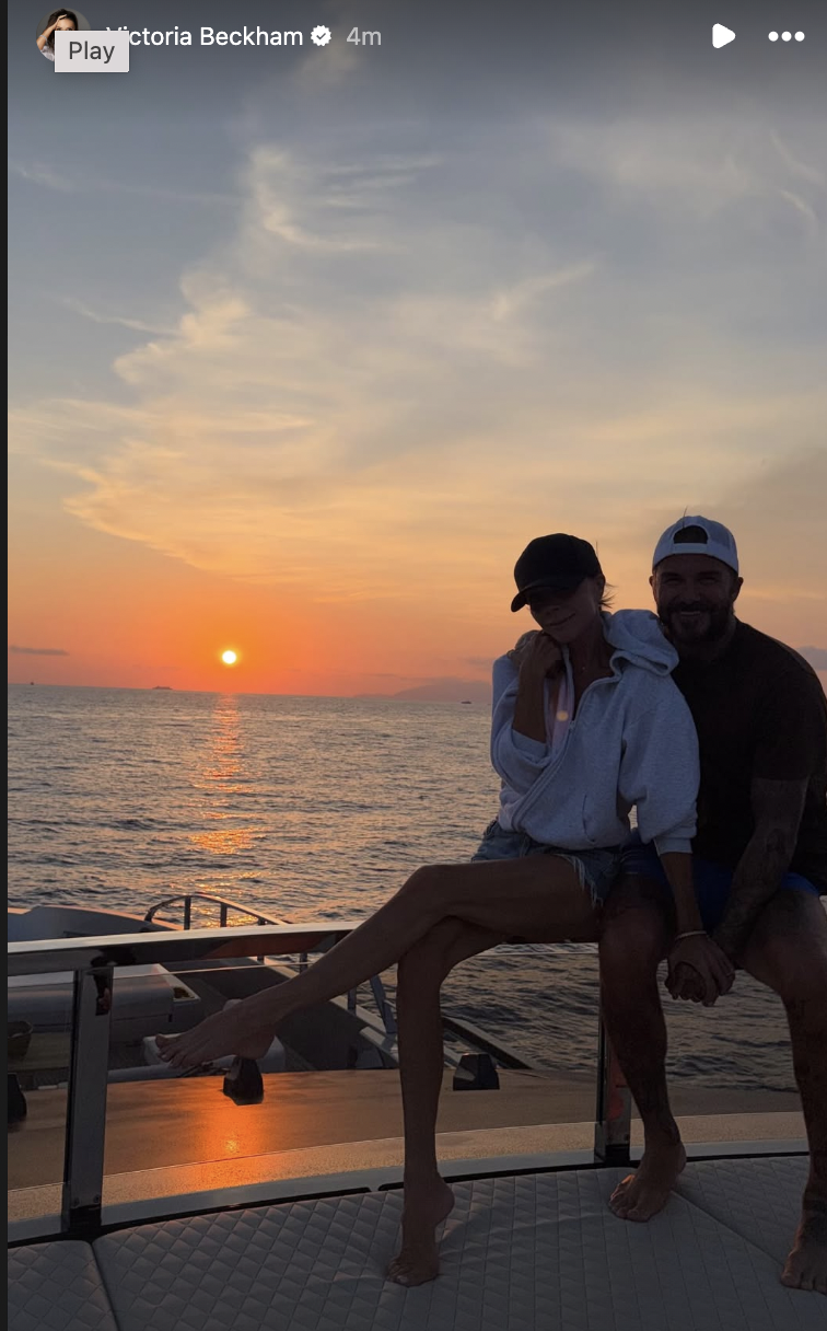 Mặt xinh, phong cách nổi bật, tiểu thư Harper ngày càng đẹp, lấn át bố mẹ nổi tiếng – David Beckham và Victoria插图4 screen shot 2026 08 29 at 171127