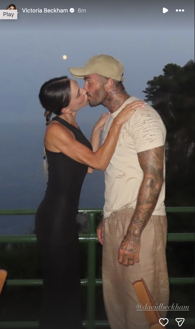 Mặt xinh, phong cách nổi bật, tiểu thư Harper ngày càng đẹp, lấn át bố mẹ nổi tiếng – David Beckham và Victoria插图3 screen shot 2026 08 29 at 171117