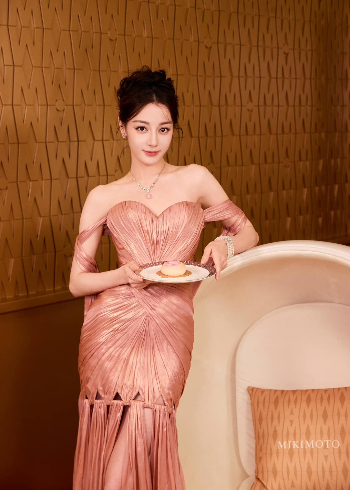 Thần Tài 'xướng tên' sau ngày 30/8/2026, 3 con giáp ngửa đầu đón quý nhân, cúi đầu hốt tài lộc, sự nghiệp thăng tiến như 'cá chép hóa rồng' - Ảnh 2