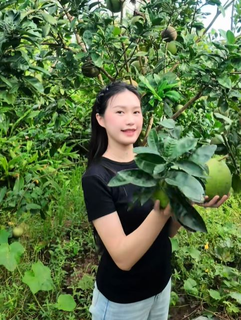 Hé lộ căn nhà ở quê của Đoàn Văn Hậu插图6 hai my 3 17579105974621980502146
