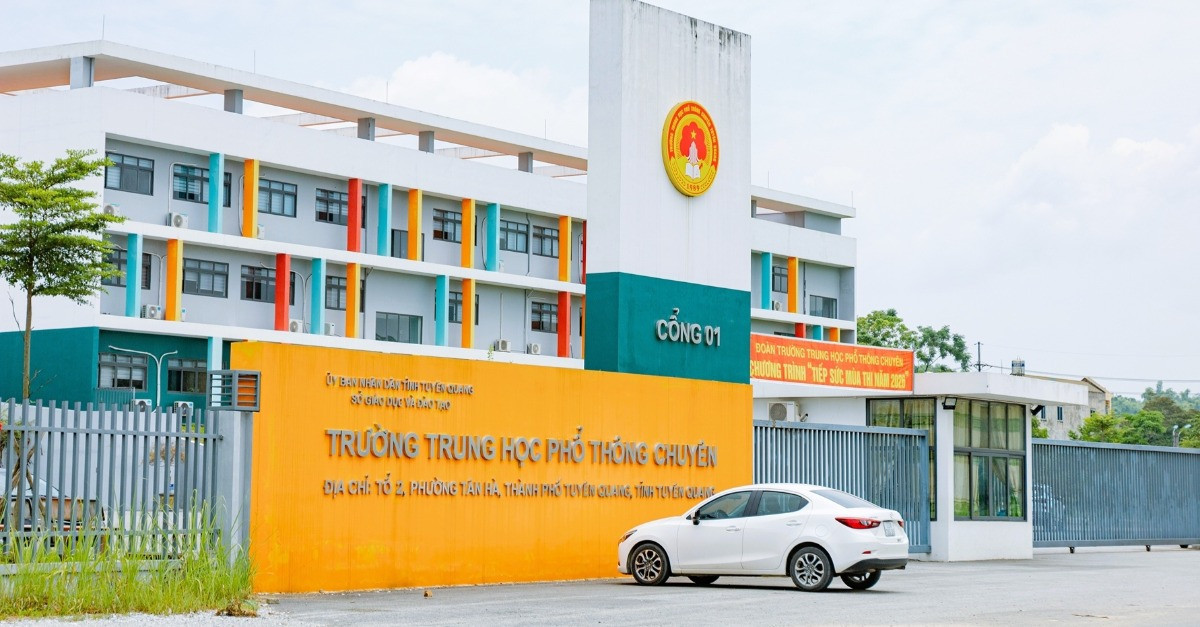 Thêm 2 người bị khởi tố trong vụ 147 điểm 10 tại trường chuyên Tuyên Quang插图1 THPT chuyên Tuyên Quang.jpg