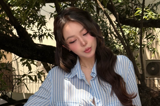 Hoa hậu Thanh Thủy gây chú ý khoe nhan sắc rạng rỡ, úp mở chuyện hẹn hò