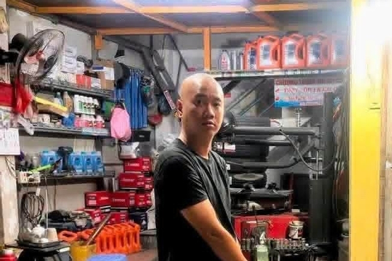Bắt giữ nghi phạm trộm 2 bánh của ô tô đỗ trong khu đô thị ở Hà Nội