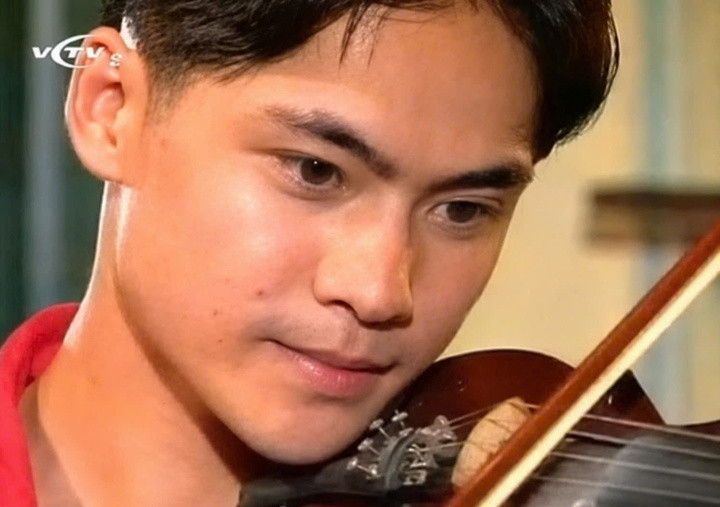 Lê Vũ Long từng gây thương nhớ với vai Phong lãng tử trong “Xin hãy tin em”.