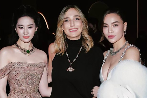 Hé lộ lý do Lưu Diệc Phi cắt hình Hồ Ngọc Hà khỏi ảnh chụp chung