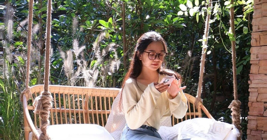 Đi làm lương 11 triệu đồng/tháng, nữ nhân viên văn phòng sinh năm 1997 